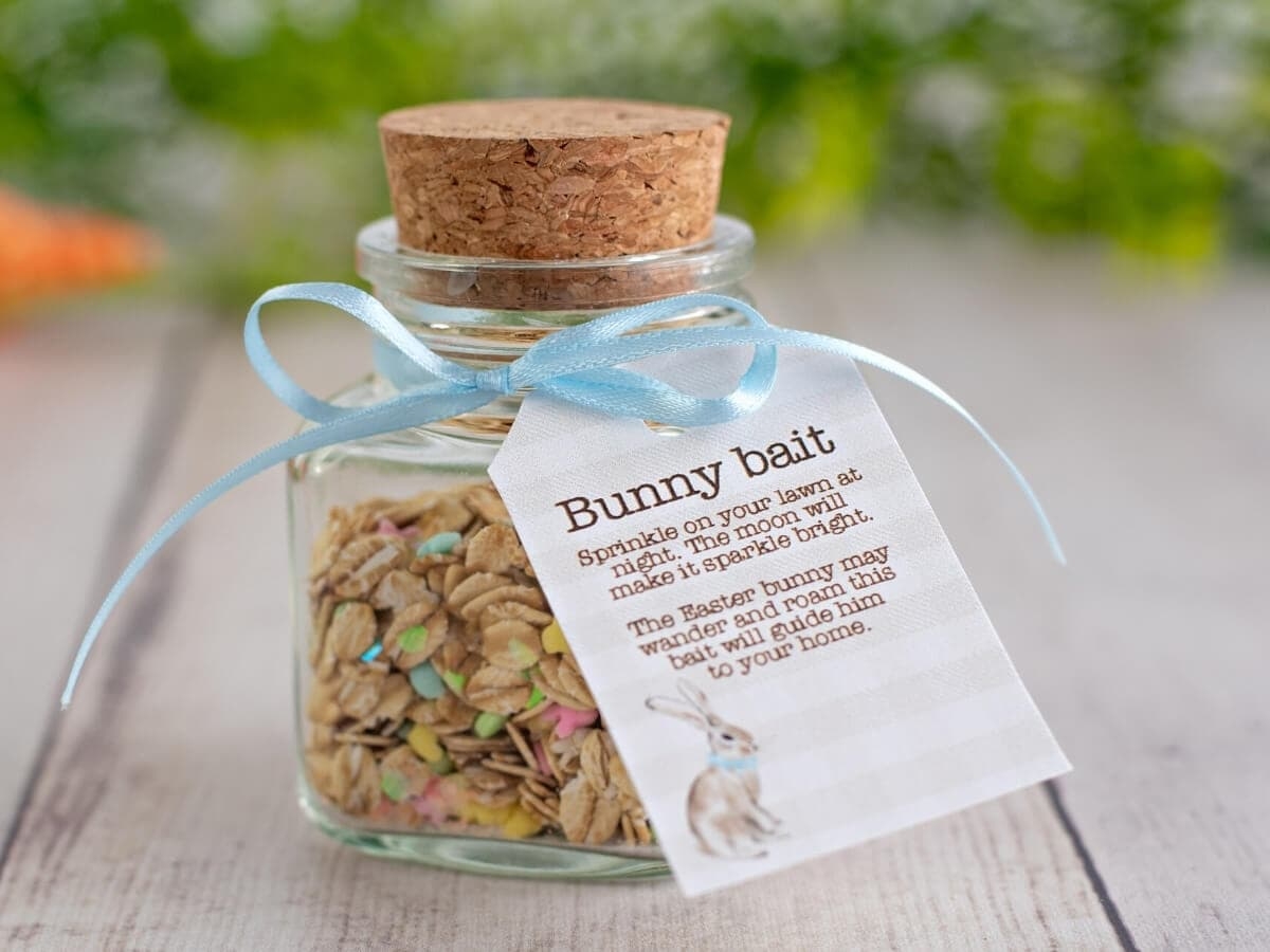 DIY Easter Bunny Bait To Sprinkle On Your Lawn With Free Printable Tag 