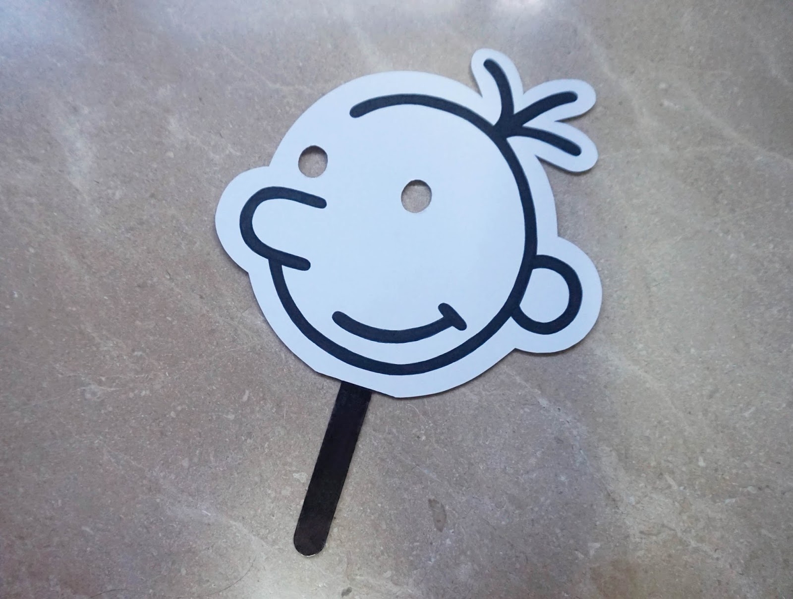 MrsMommyHolic Diary Of A Wimpy Kid Costume For Book Week